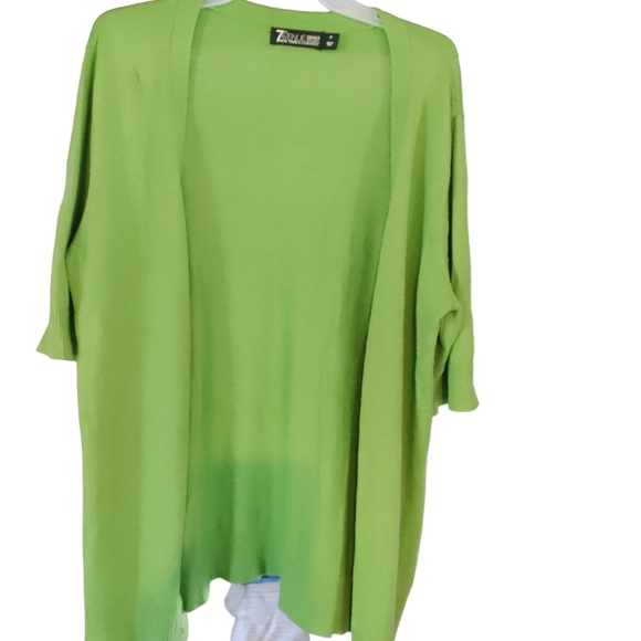 Sweater short sleeves. NEW York Co.    size medium - Picture 7 of 8